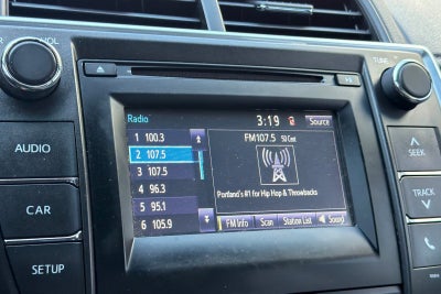2017 Toyota Camry SE