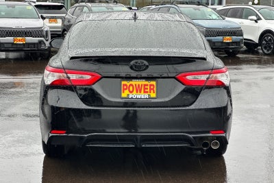 2020 Toyota Camry SE