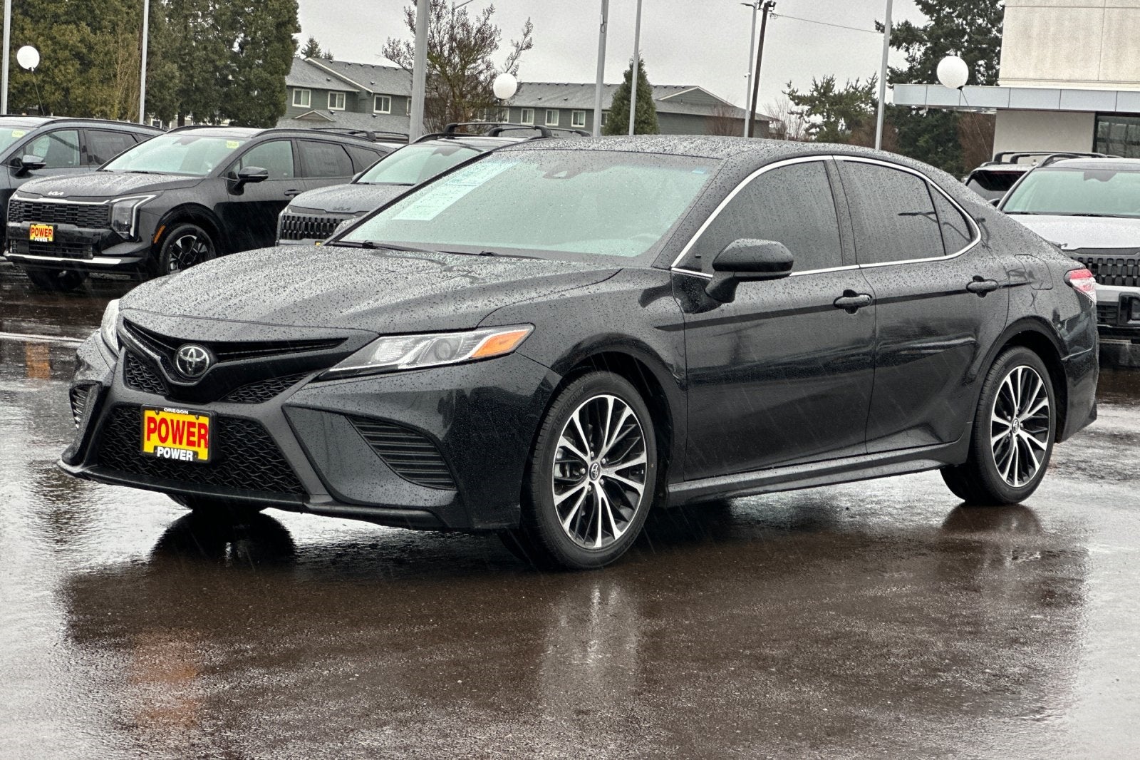 2020 Toyota Camry SE