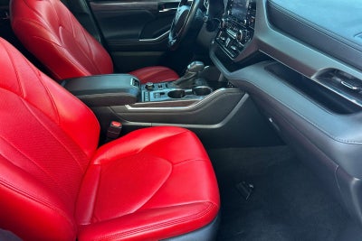 2022 Toyota Highlander Limited