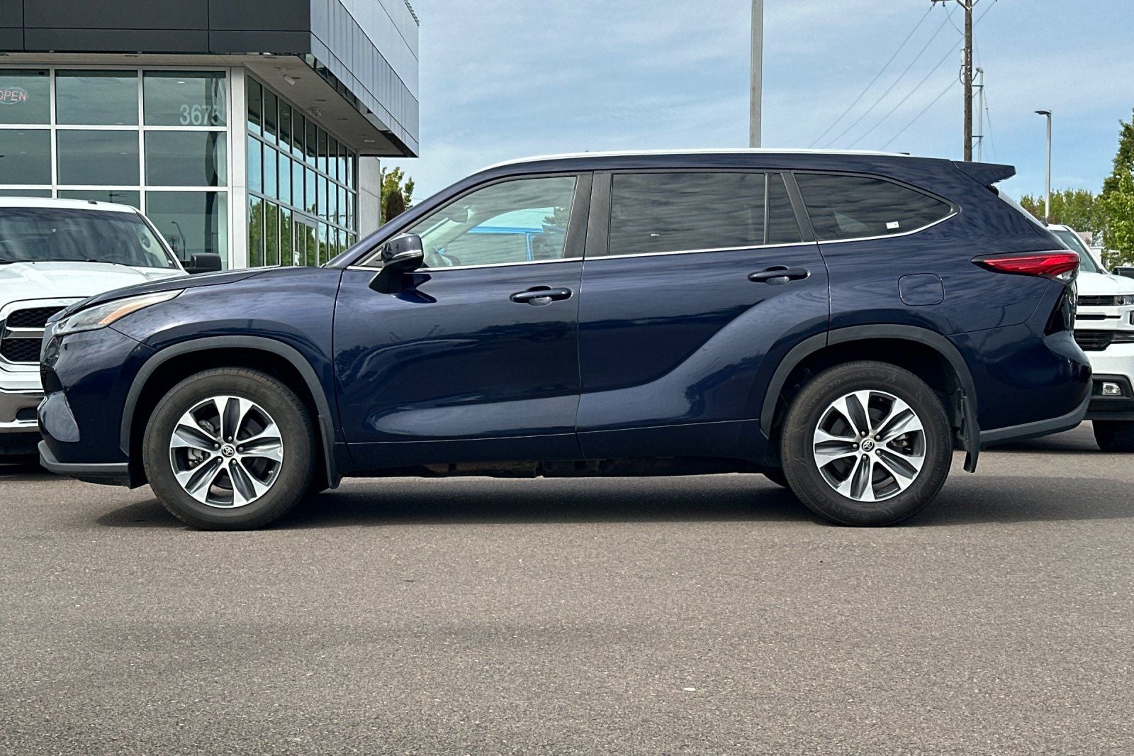 2023 Toyota Highlander XLE
