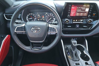 2022 Toyota Highlander XSE