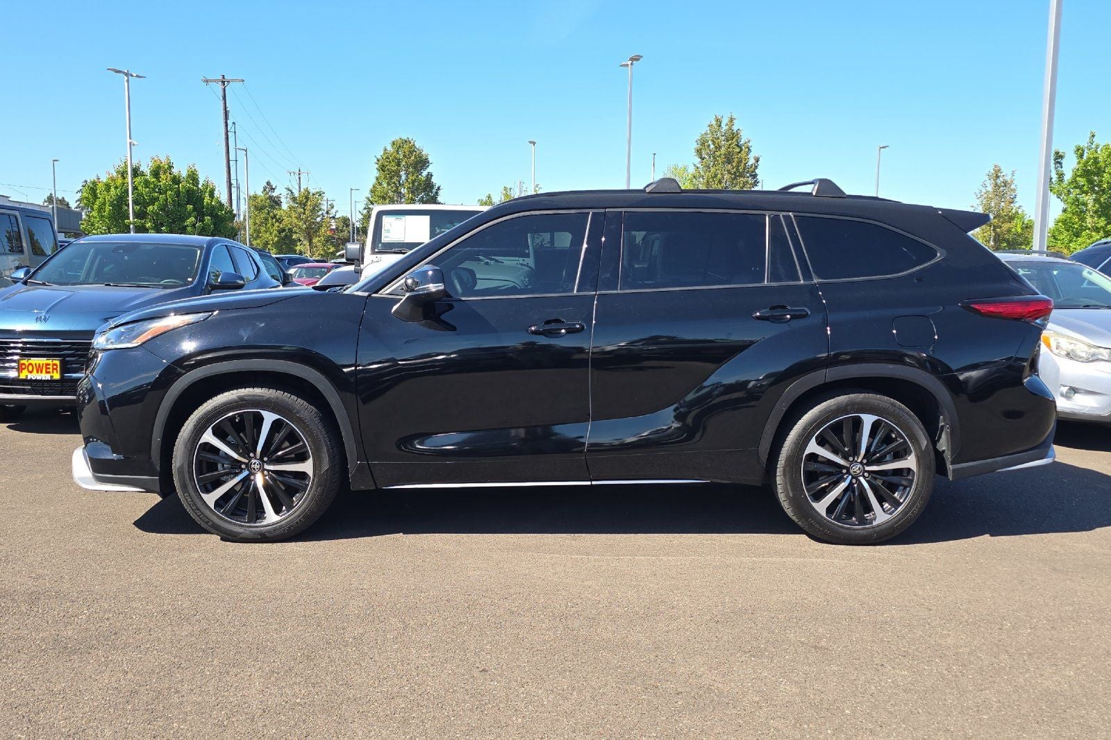2022 Toyota Highlander XSE