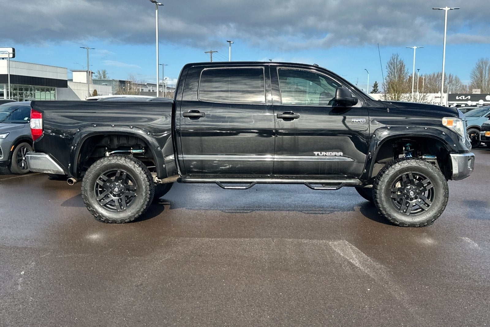 2014 Toyota Tundra SR5