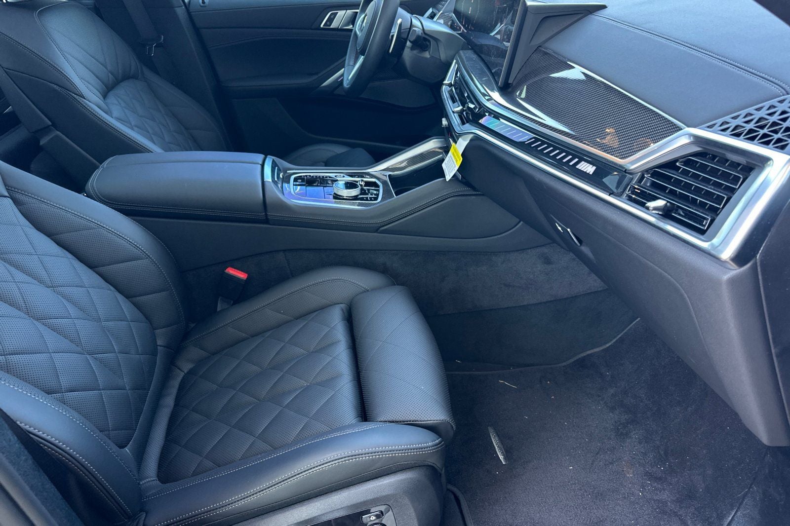 2026 BMW X6 M60i