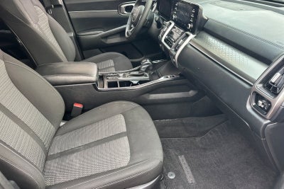 2022 Kia Sorento LX