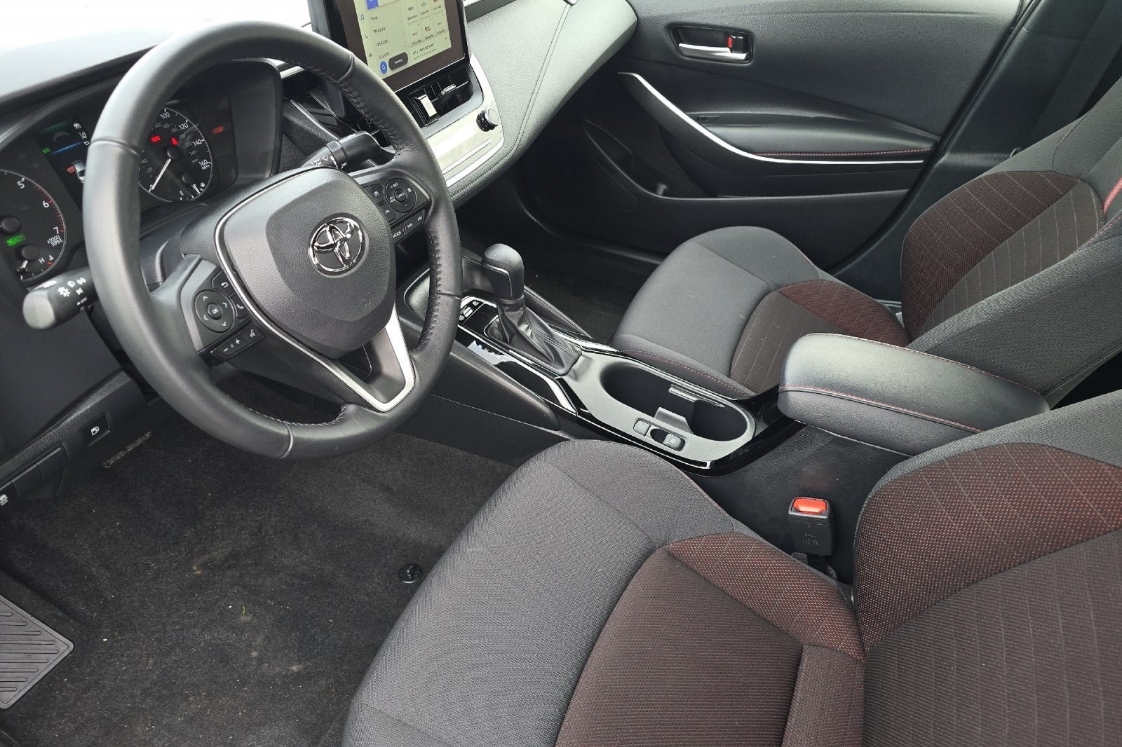 2025 Toyota Corolla Hybrid SE