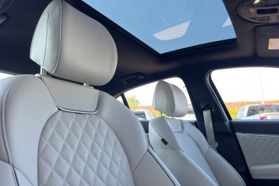 2024 Genesis G70 Base