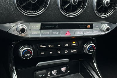 2018 Kia Stinger Base