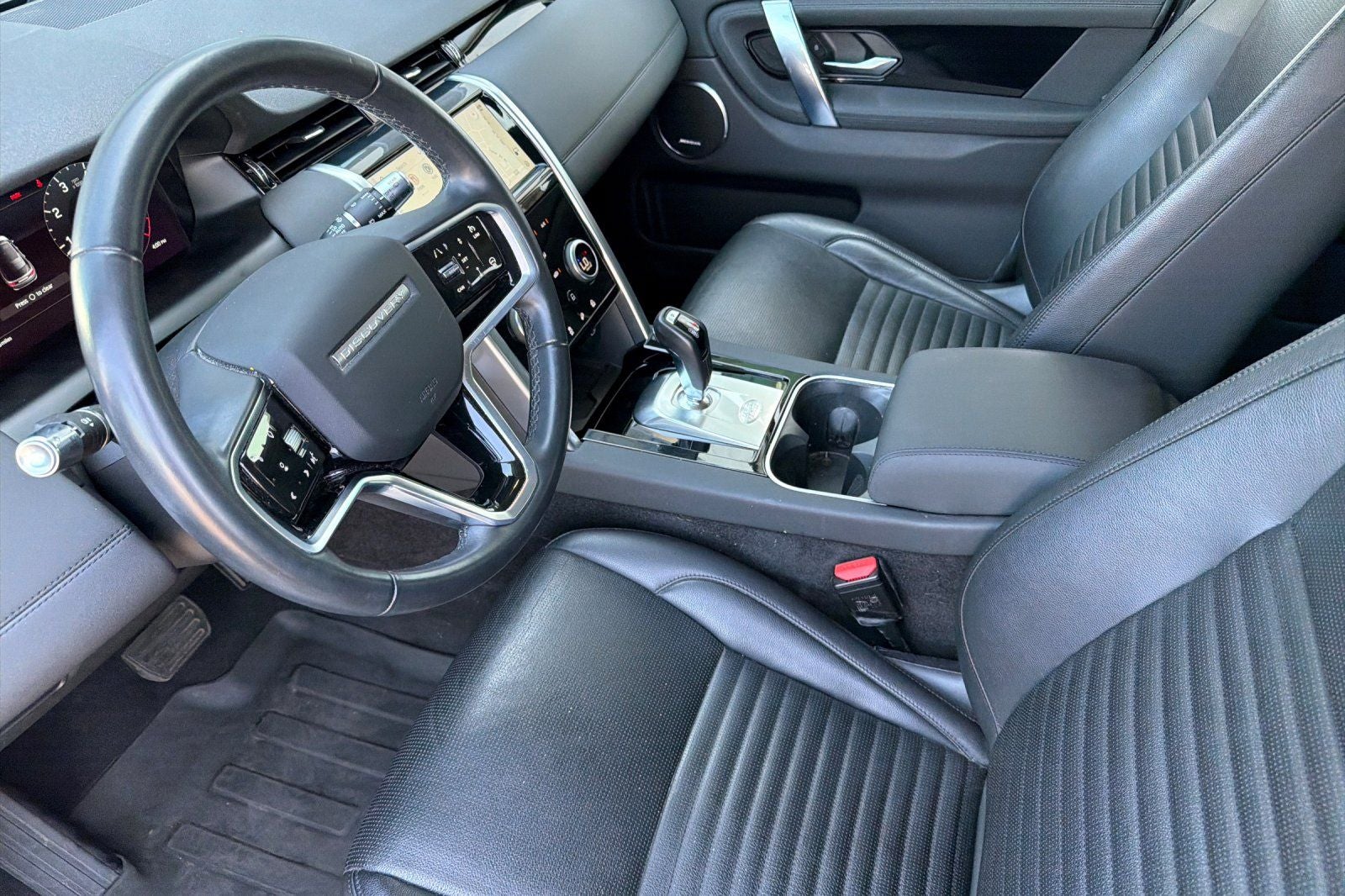 2022 Land Rover Discovery Sport SE