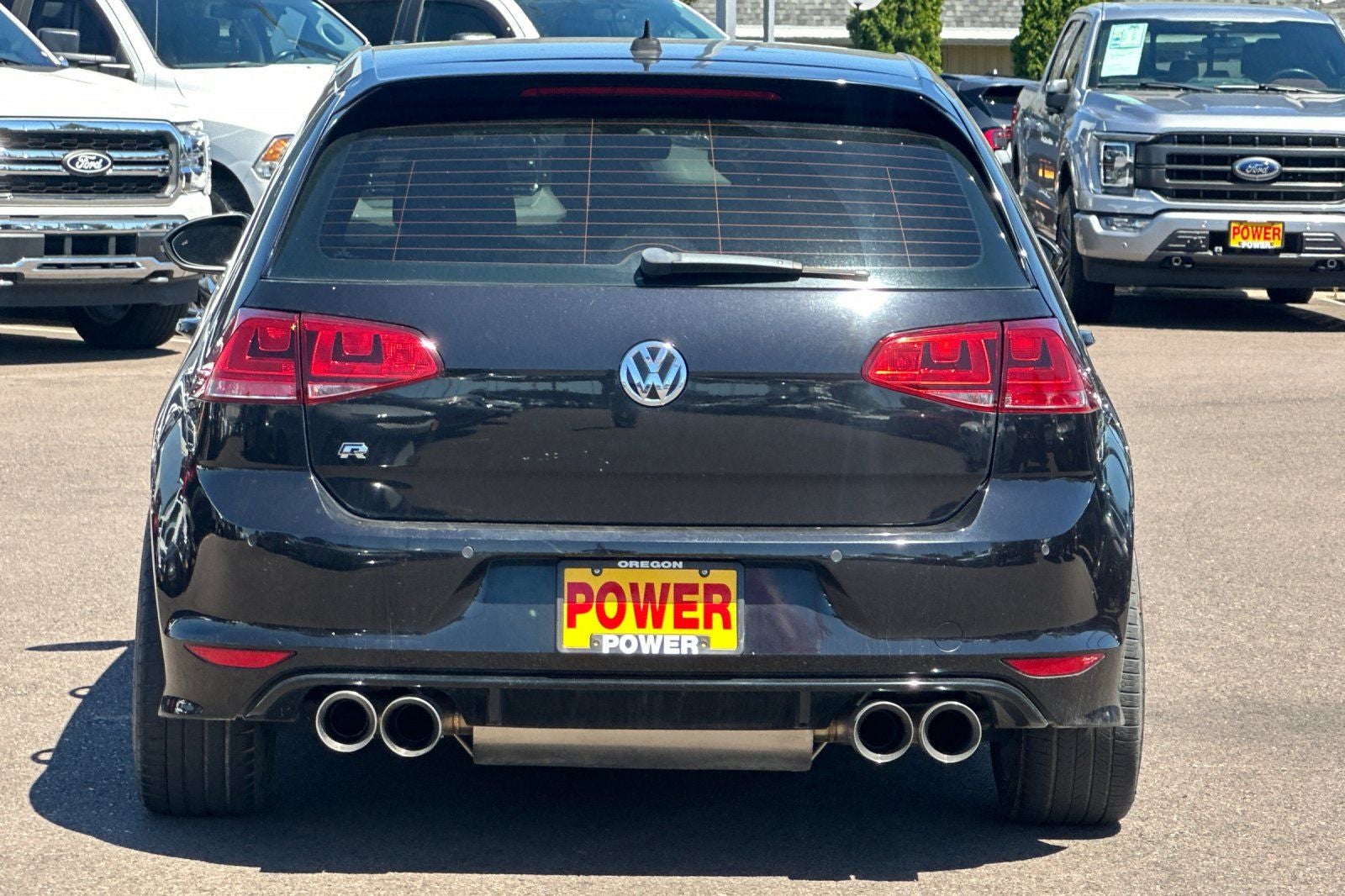 2017 Volkswagen Golf R DCC & Navigation 4Motion
