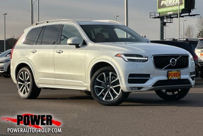 2017 Volvo XC90 T6 Momentum