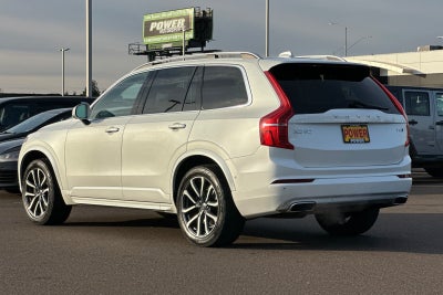 2017 Volvo XC90 T6 Momentum