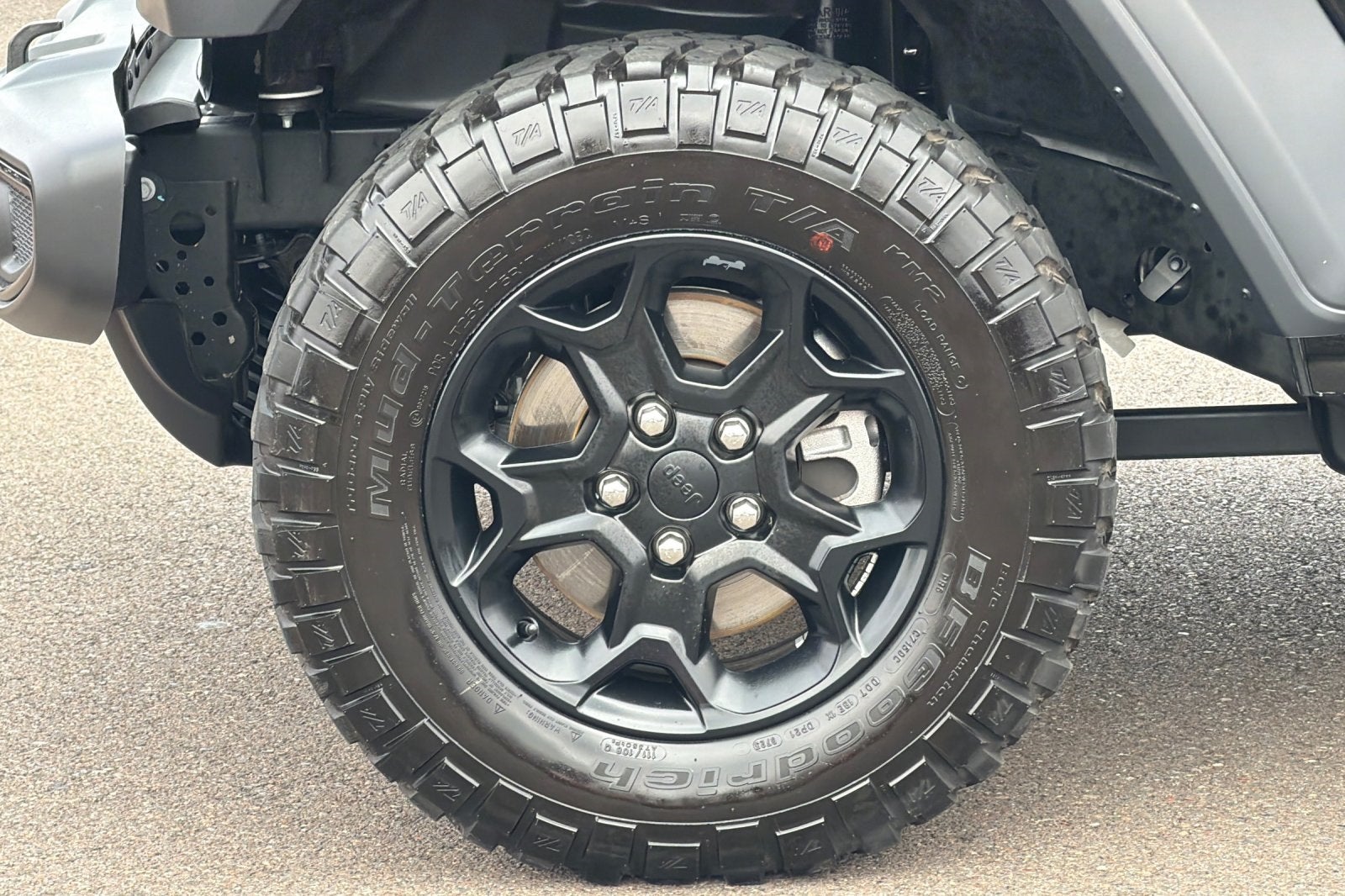 2023 Jeep Wrangler Base