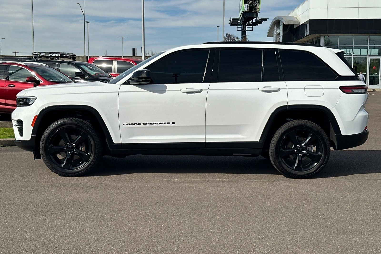 2023 Jeep Grand Cherokee Altitude