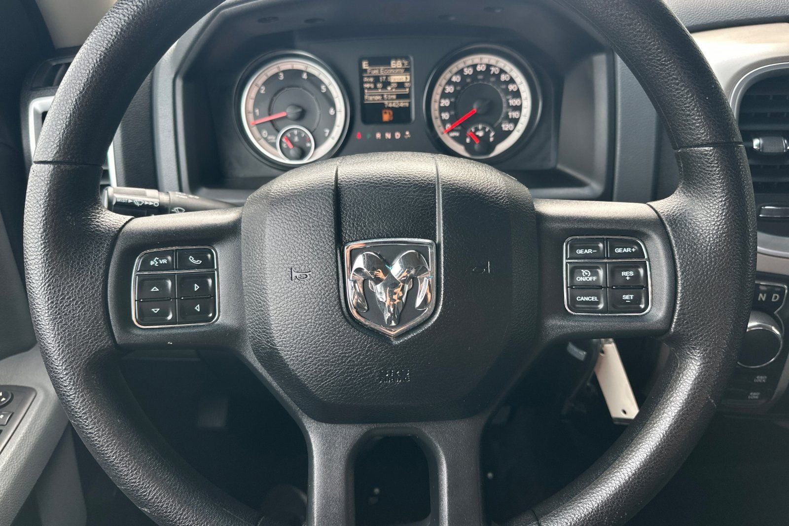 2017 RAM 1500 SLT