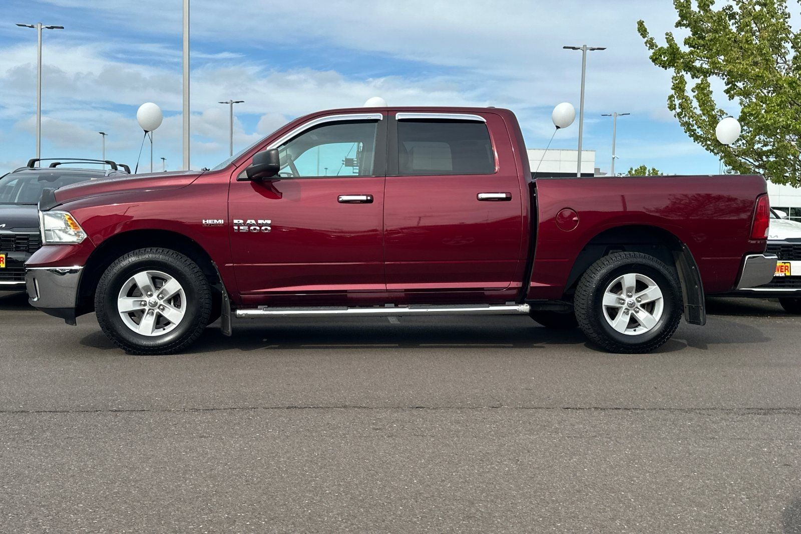2017 RAM 1500 SLT
