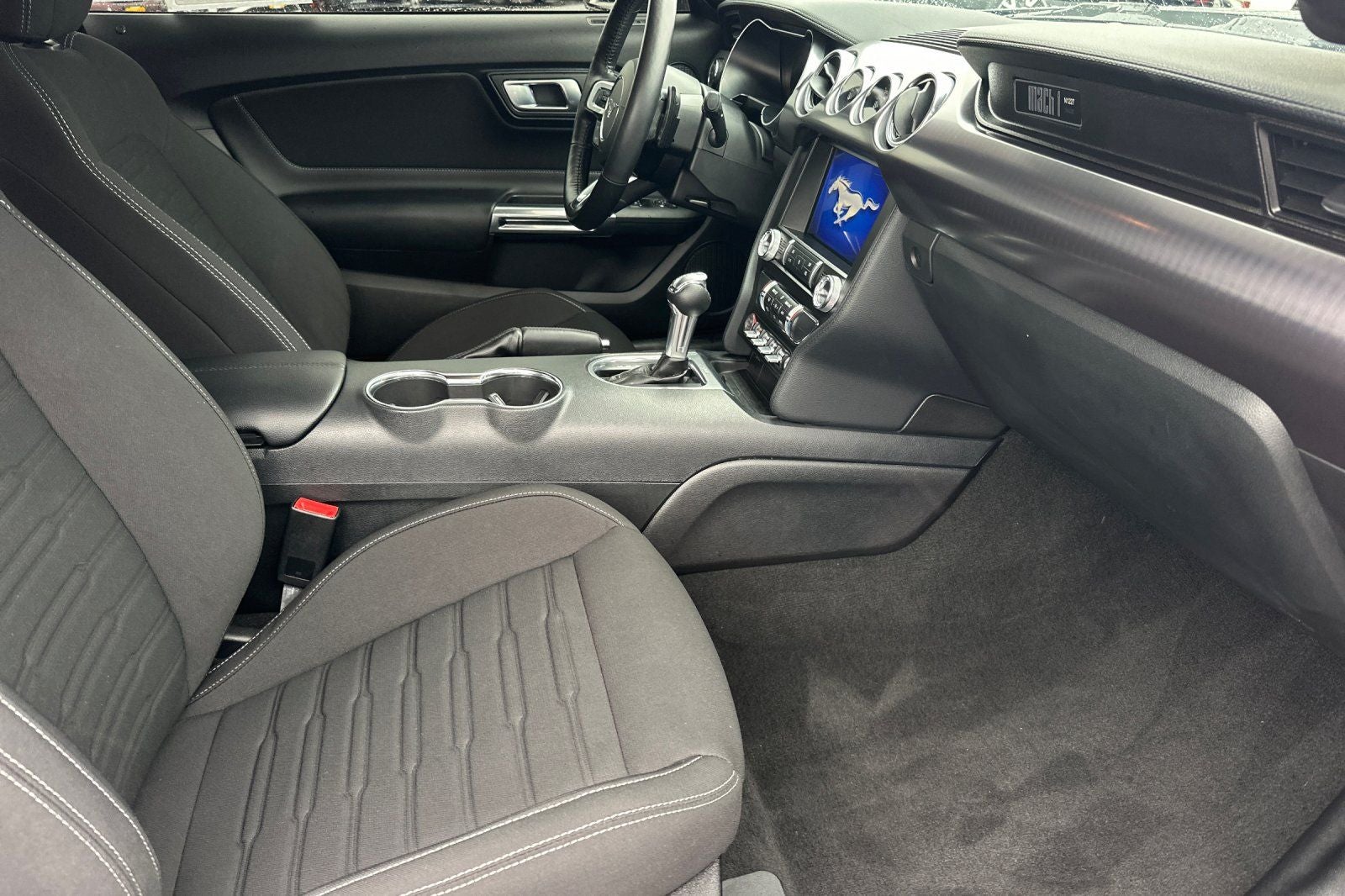 2022 Ford Mustang Mach 1