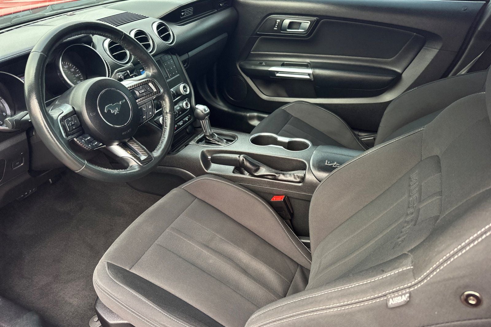 2020 Ford Mustang EcoBoost