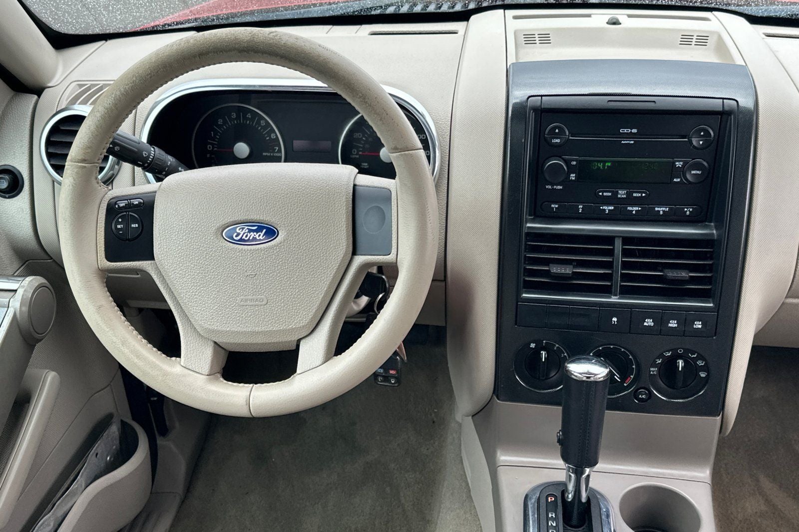 2006 Ford Explorer XLT 114 WB