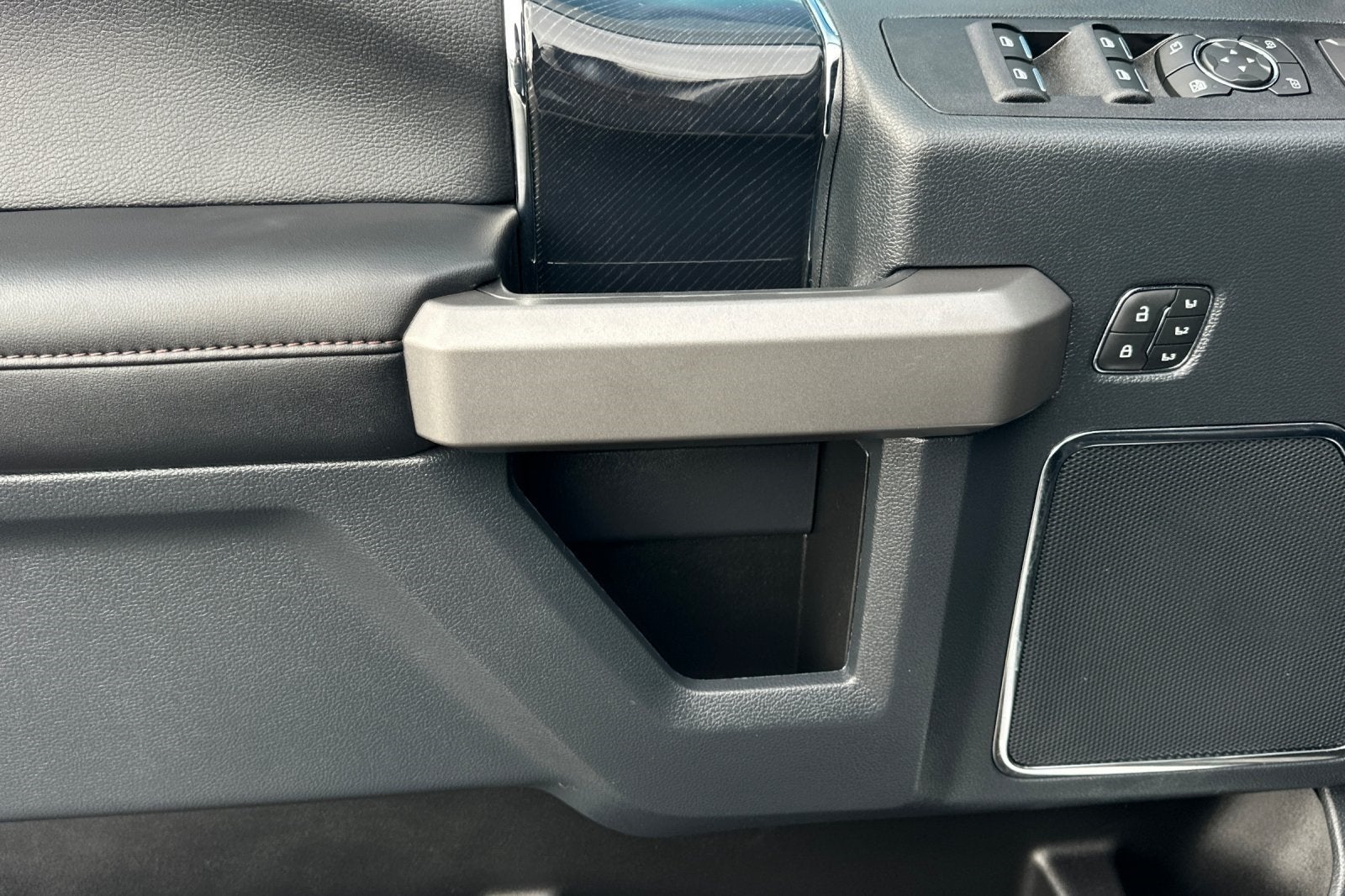 2022 Ford F-350SD Platinum