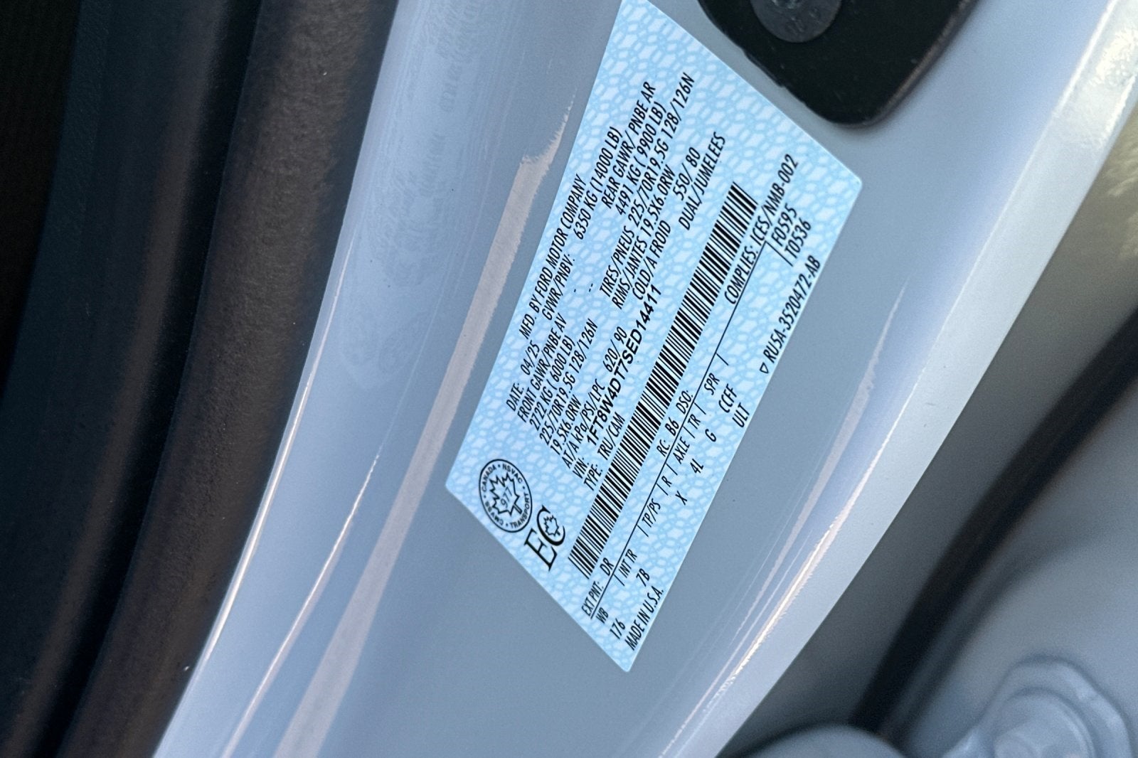 2025 Ford F-450SD Platinum