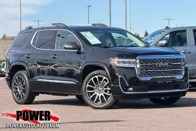 2023 GMC Acadia Denali