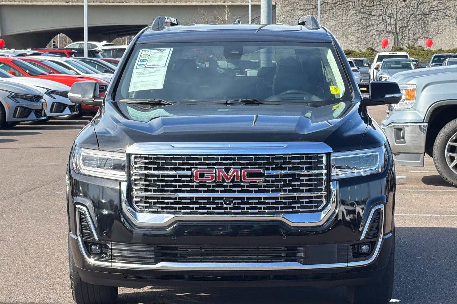 2023 GMC Acadia Denali