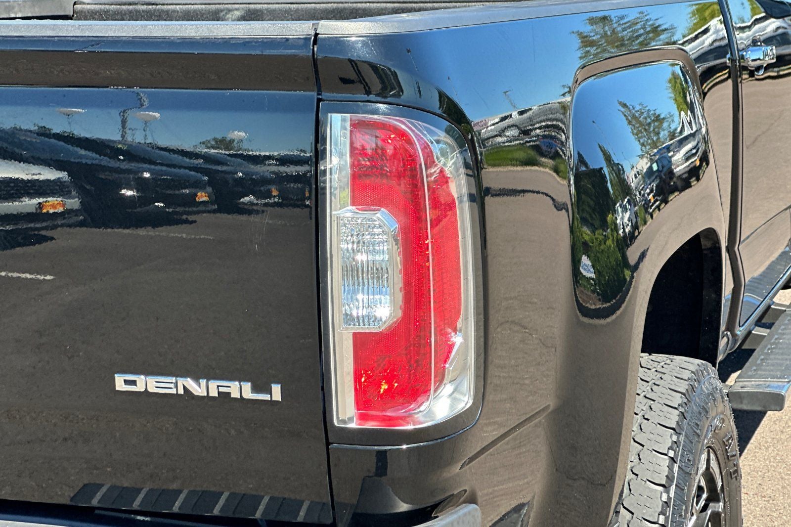 2020 GMC Canyon Denali
