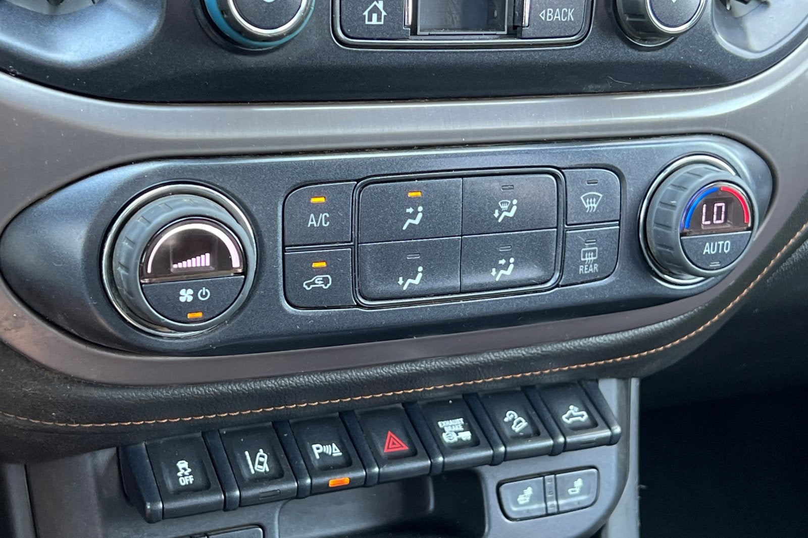 2022 GMC Canyon AT4 w/Cloth