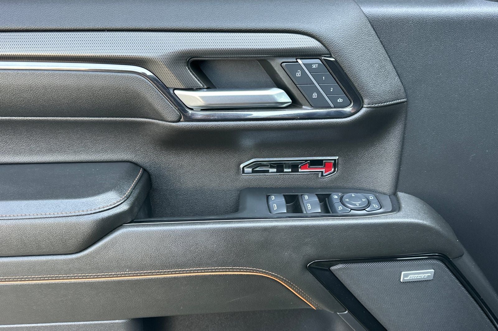 2024 GMC Sierra 1500 AT4