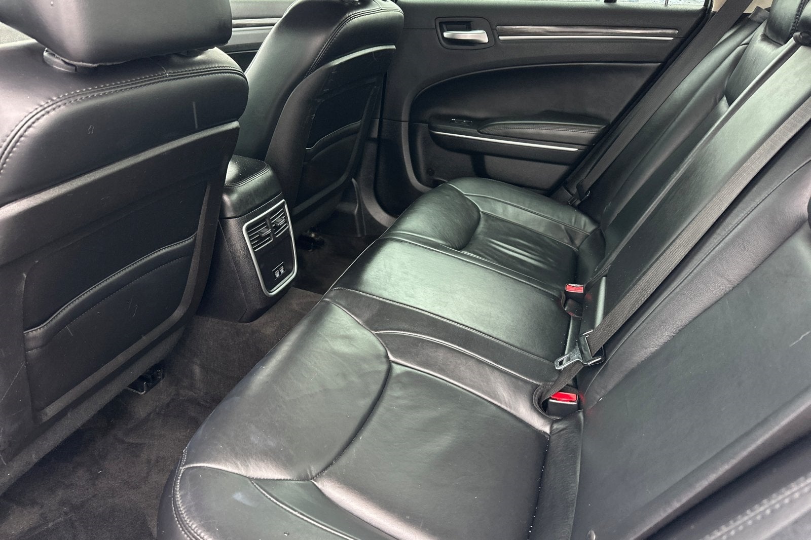 2015 Chrysler 300 Limited