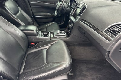 2015 Chrysler 300 Limited