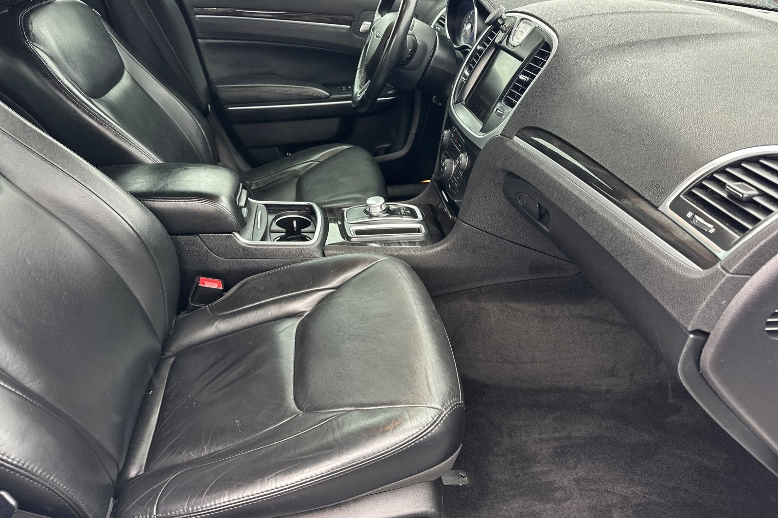 2015 Chrysler 300 Limited