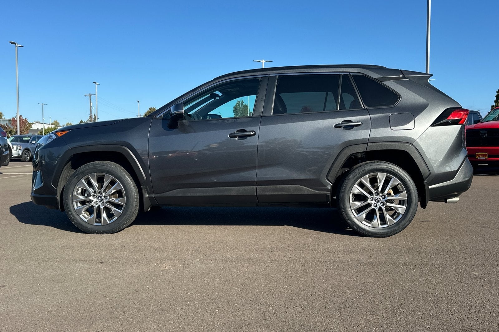 2020 Toyota RAV4 XLE Premium