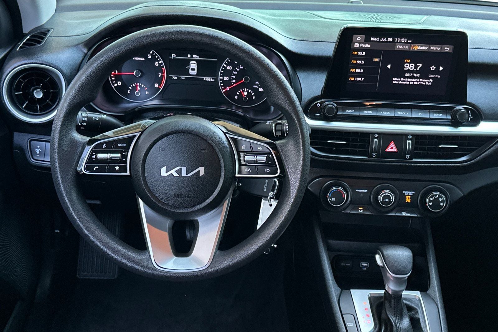 2023 Kia Forte LX
