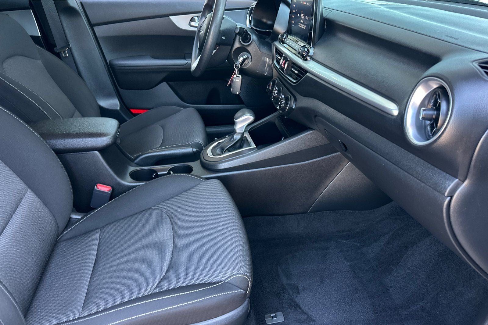 2023 Kia Forte LX