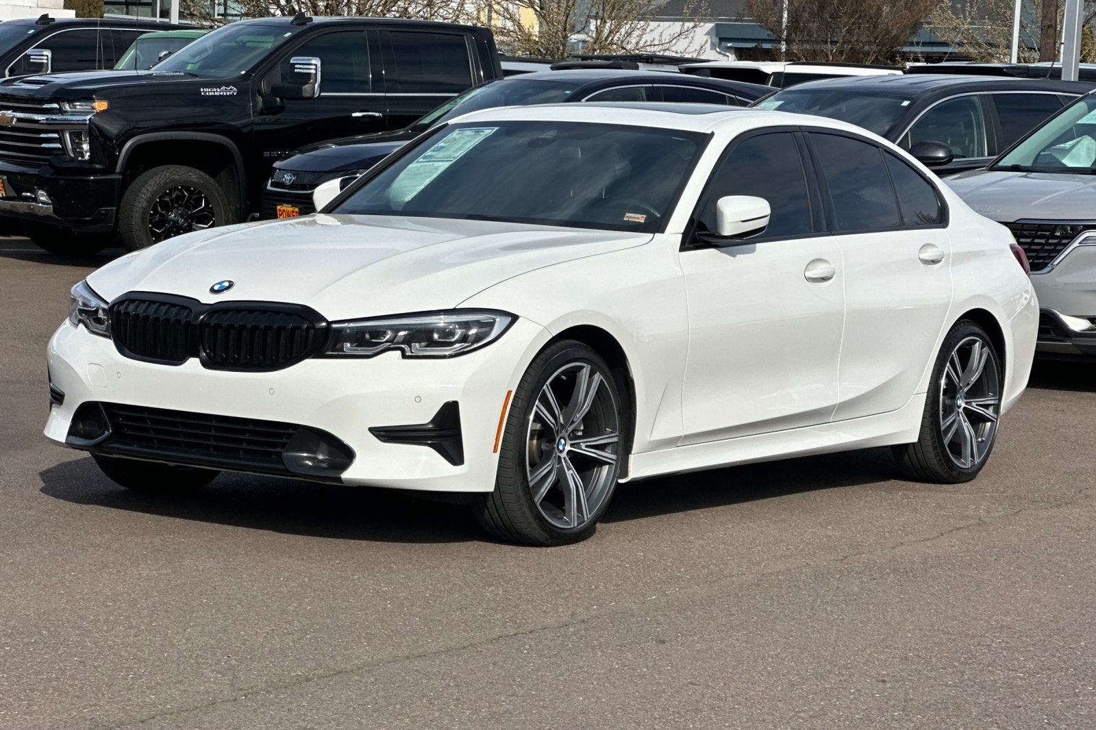2022 BMW 3 Series 330i