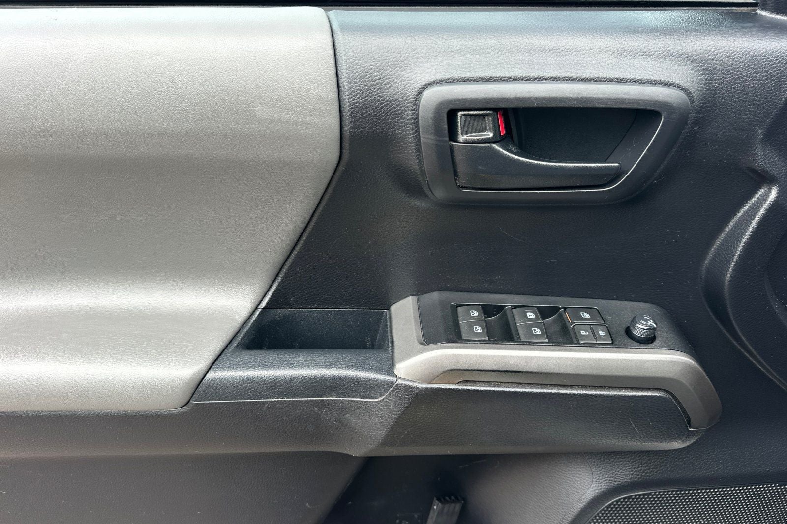 2019 Toyota Tacoma SR5 V6