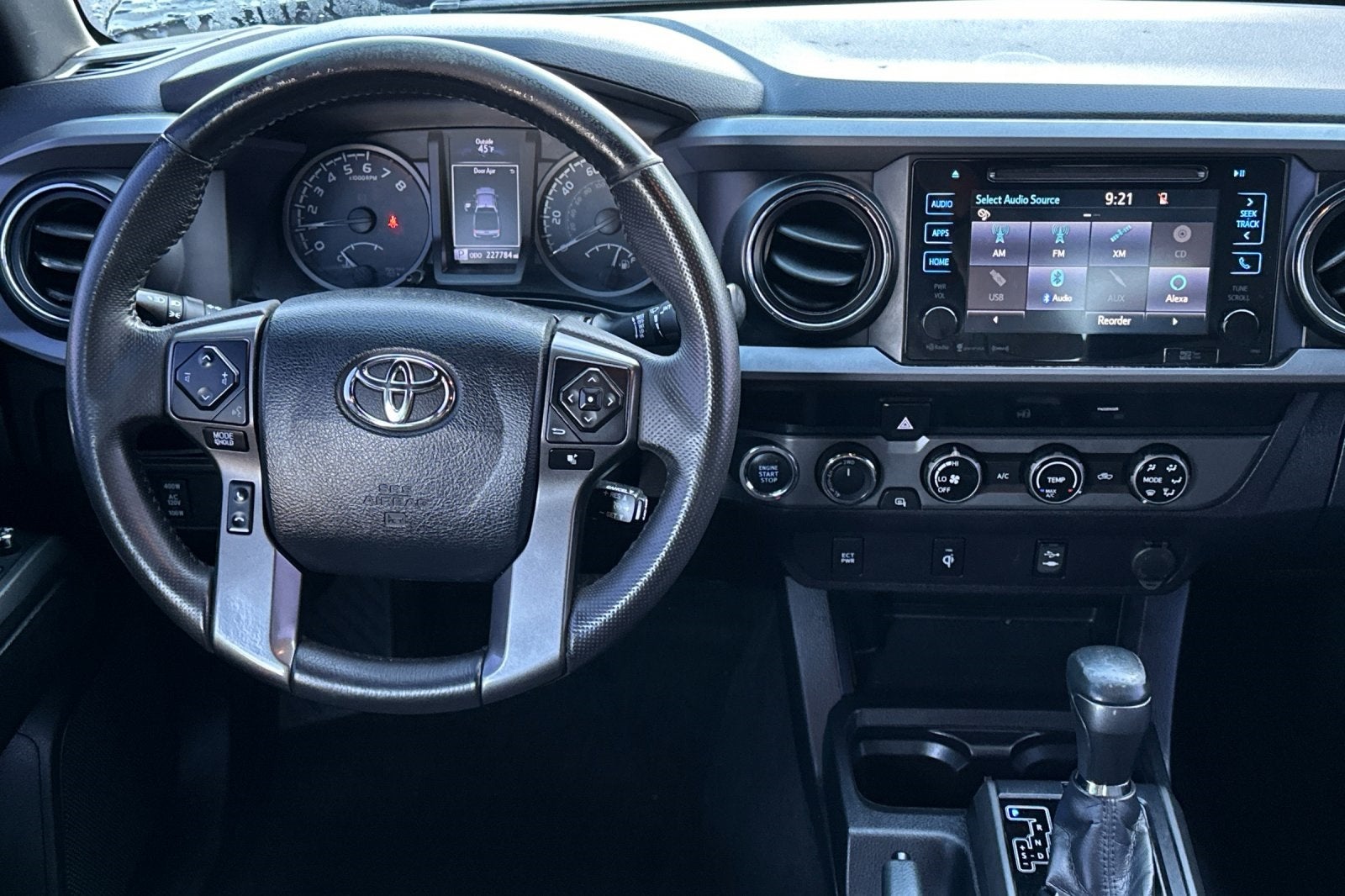 2016 Toyota Tacoma SR V6