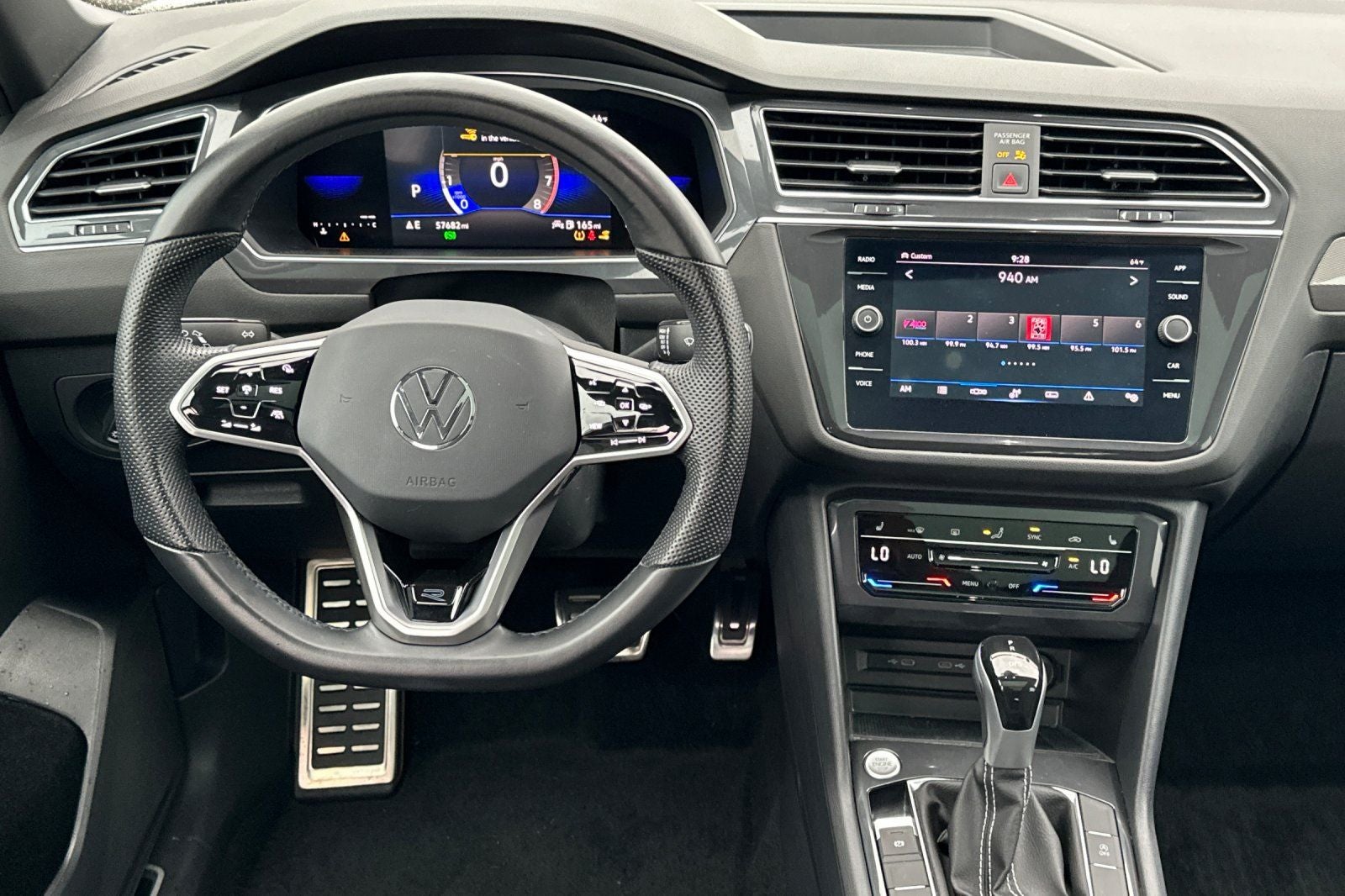 2023 Volkswagen Tiguan 2.0T SE R-Line Black