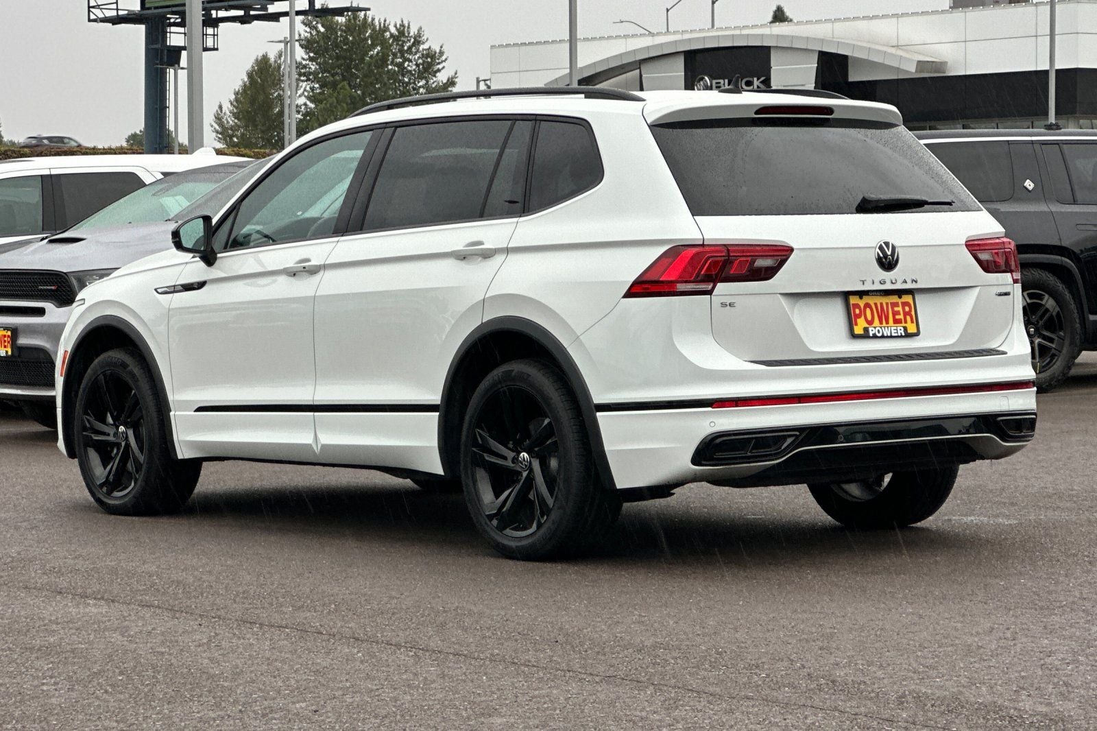 2023 Volkswagen Tiguan 2.0T SE R-Line Black