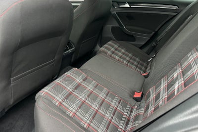 2015 Volkswagen Golf GTI 2.0T S