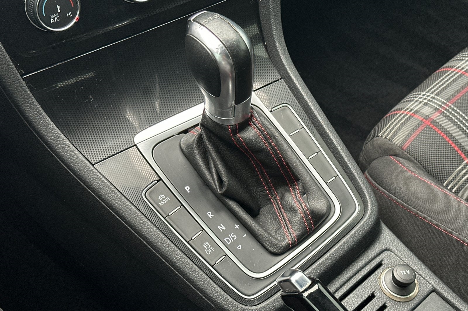 2015 Volkswagen Golf GTI 2.0T S