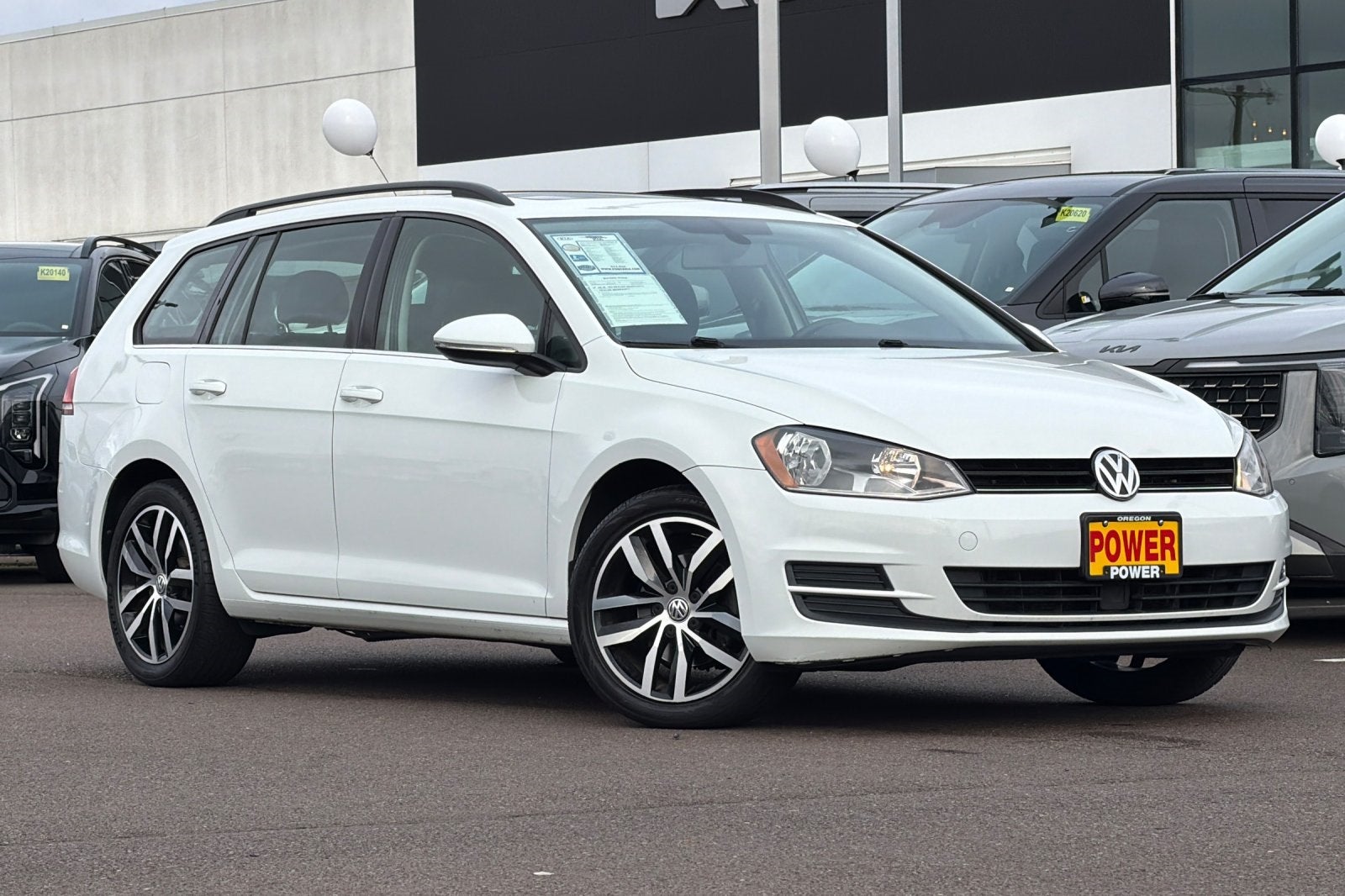2016 Volkswagen Golf SportWagen SE