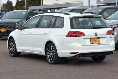2016 Volkswagen Golf SportWagen SE