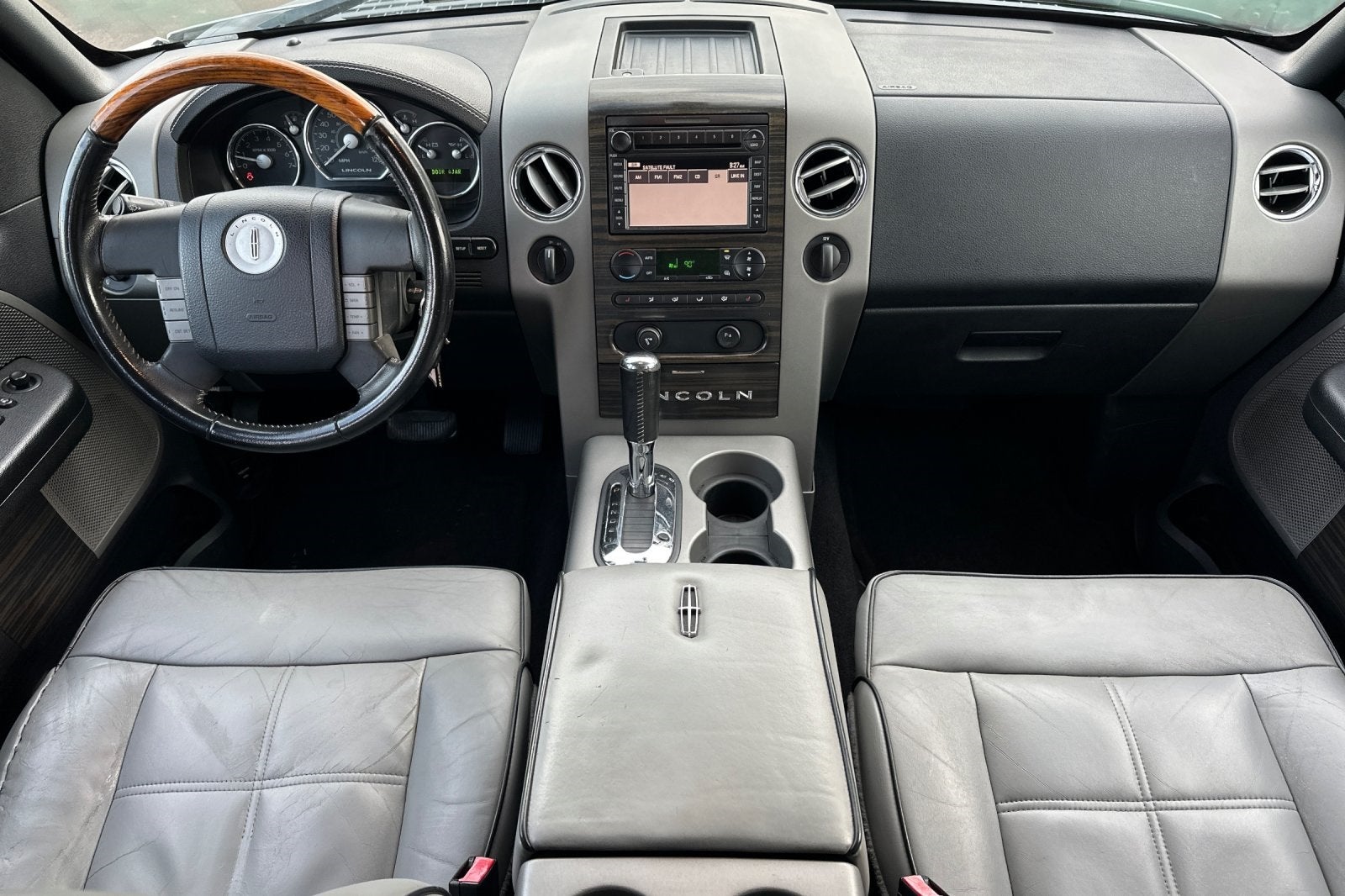 2007 Lincoln Mark LT Base