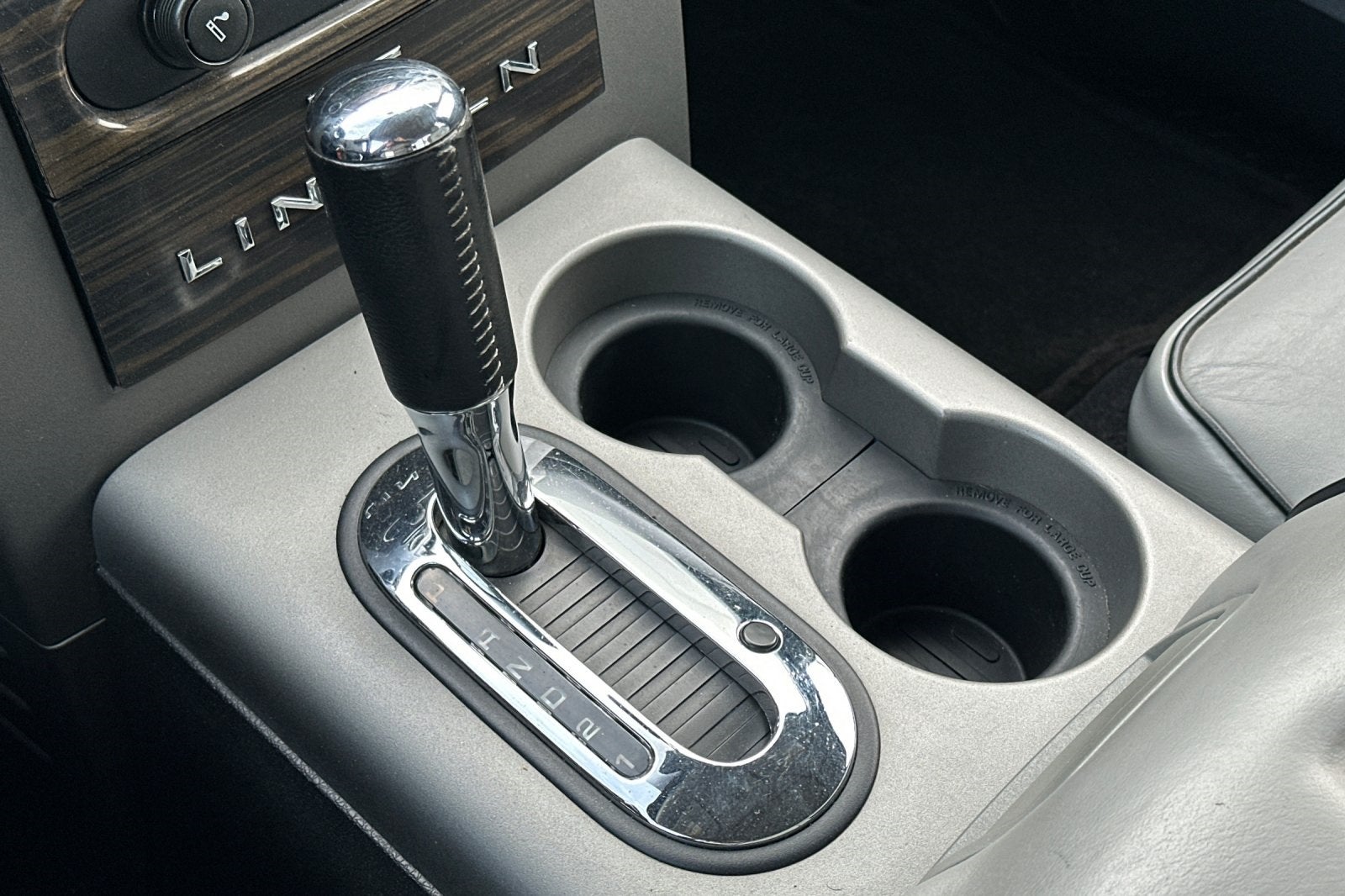 2007 Lincoln Mark LT Base