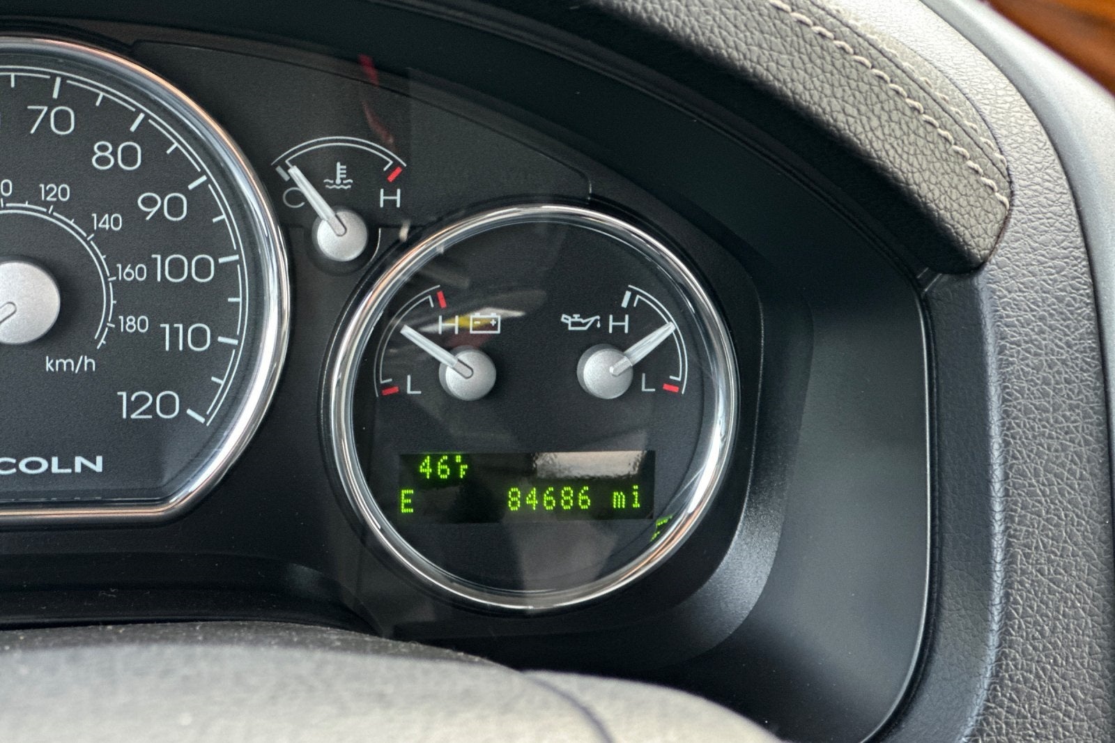 2007 Lincoln Mark LT Base