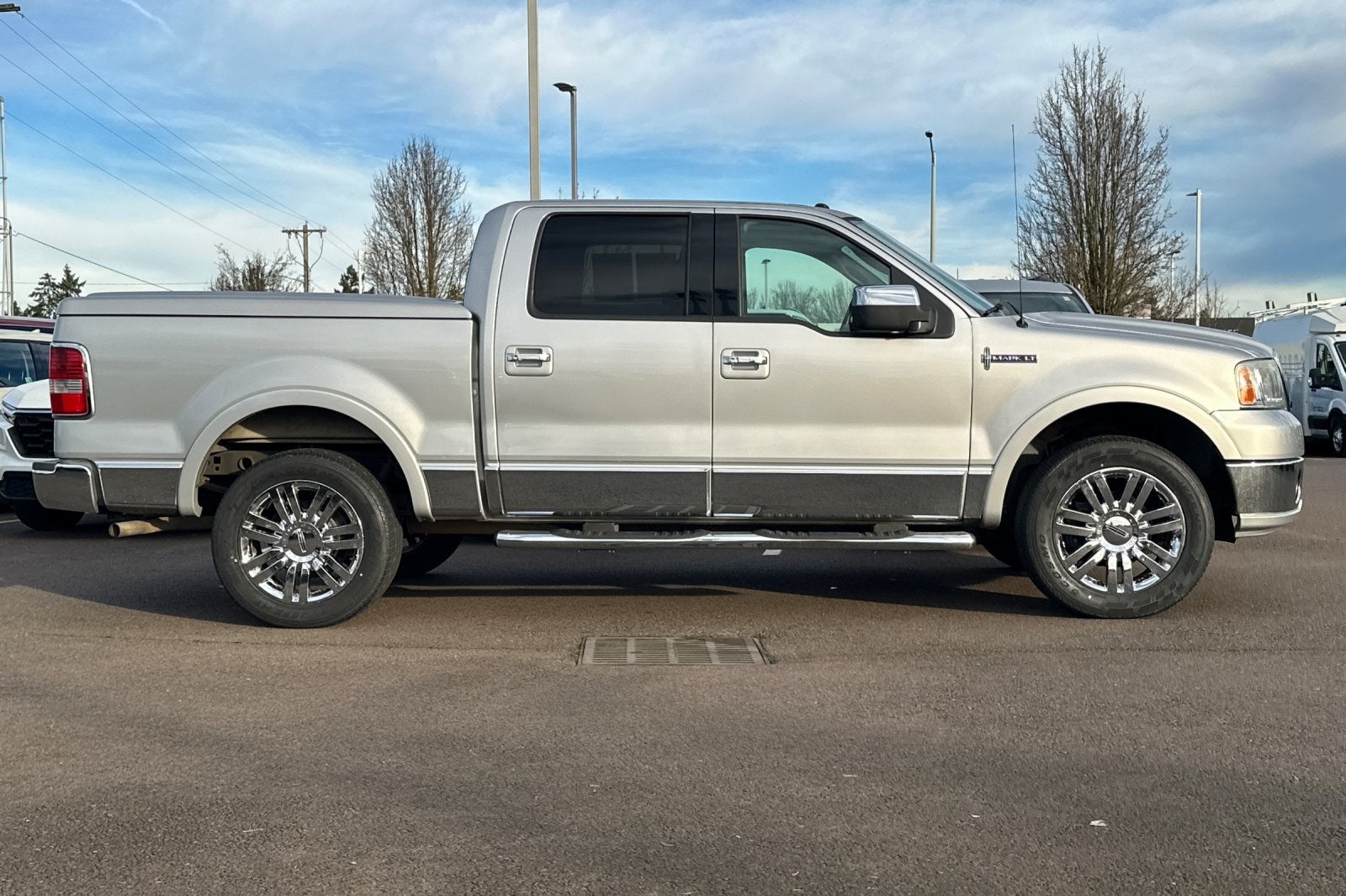 2007 Lincoln Mark LT Base